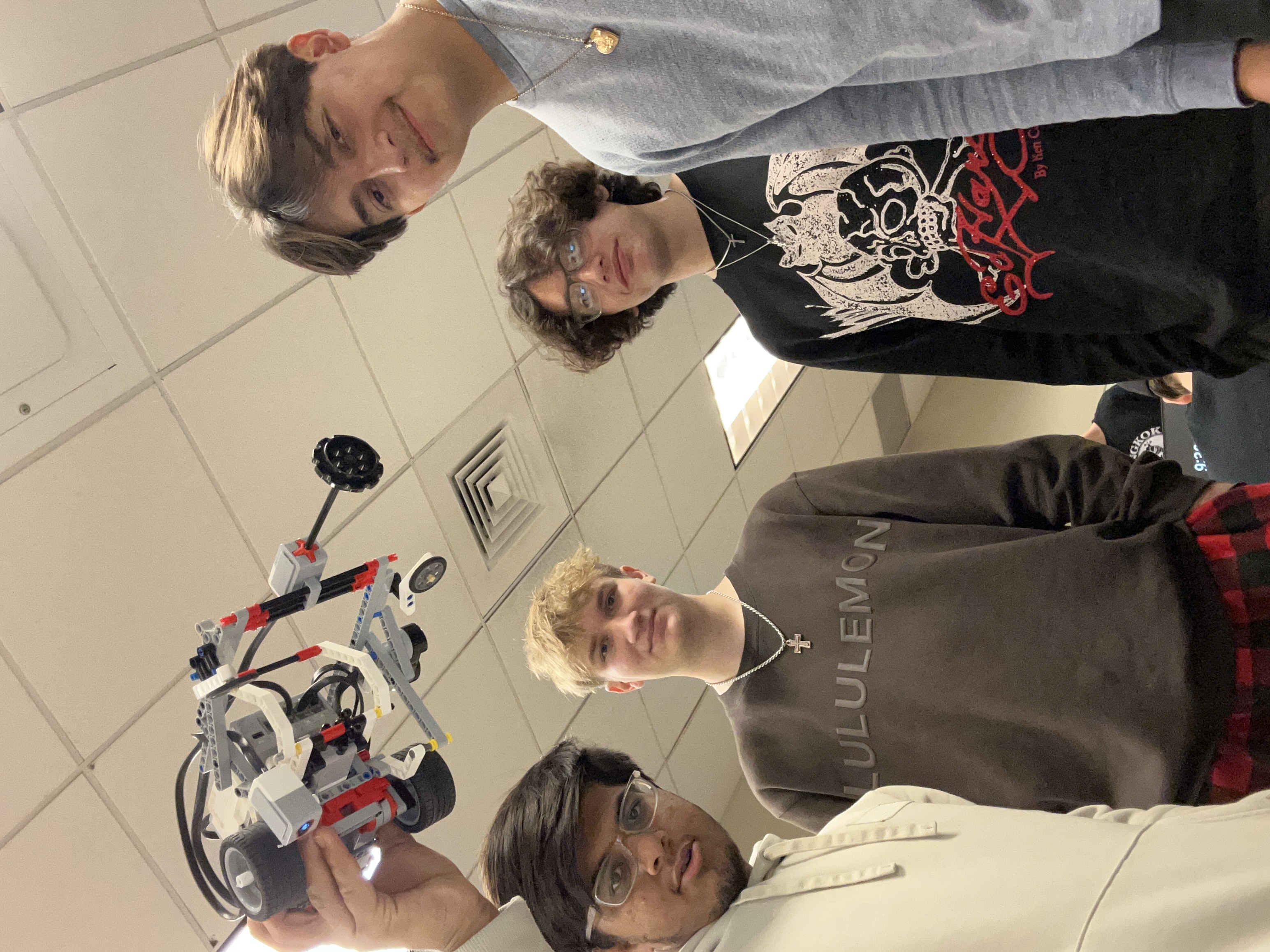 Autonomous Search & Rescue Vehicle engineering team